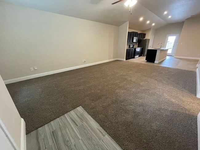 Building Photo - Cozy Home in Frenship ISD!