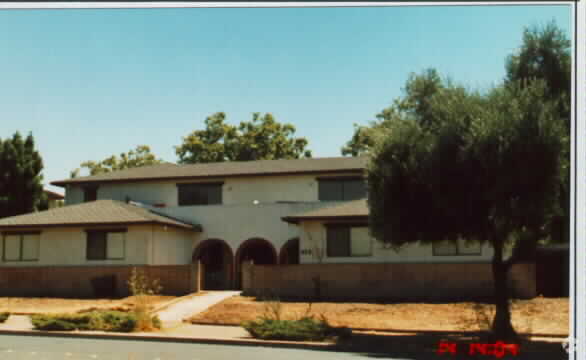 Building Photo - 372 Washington Blvd