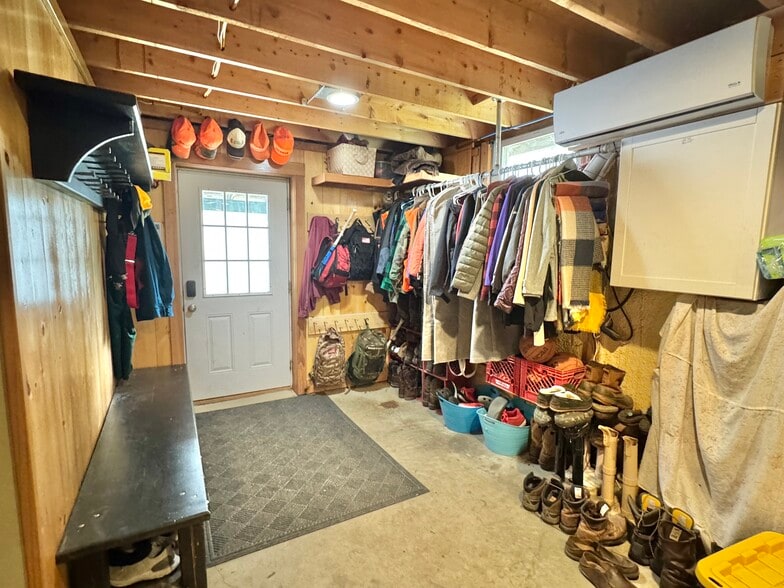 Building Photo - 1318 Bald Mountain Rd