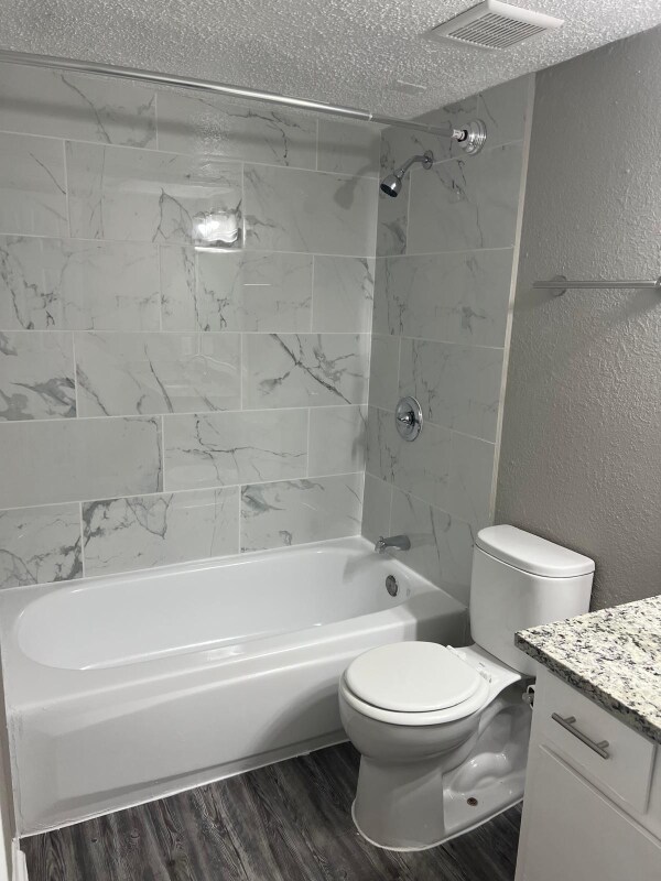 Building Photo - 3203 W Walnut Hill Ln