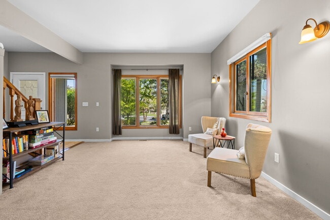 Building Photo - 254 Hunters Trail