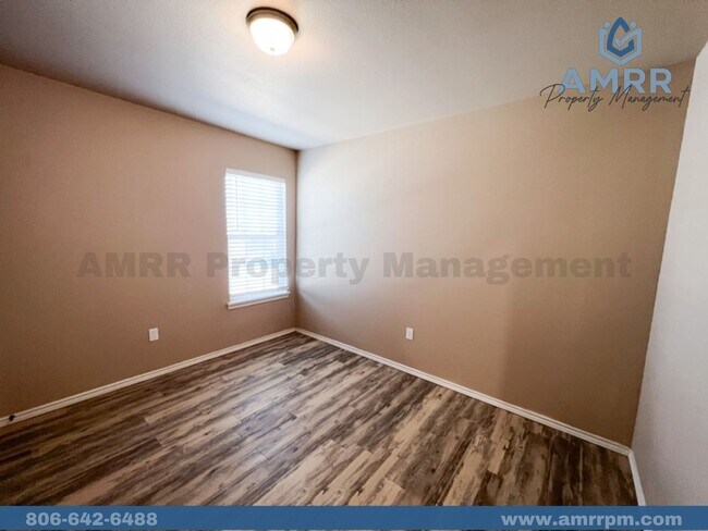 Building Photo - Charming 4-Bedroom Home – Space, Style, and Comfort!