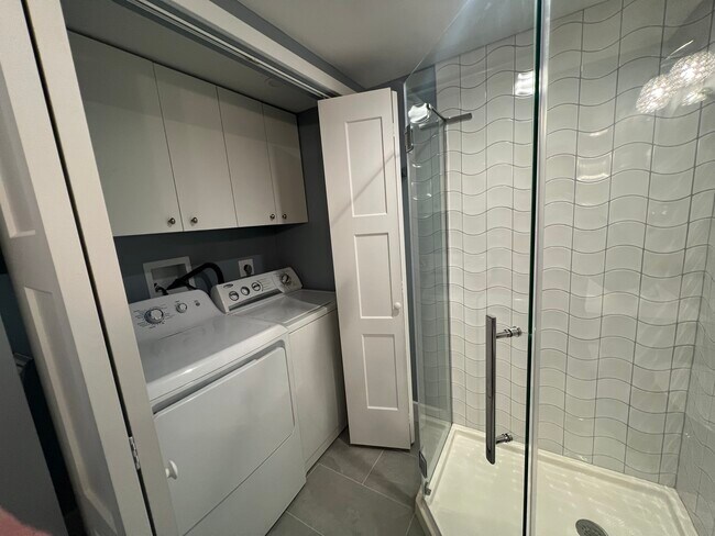 Building Photo - 53 Ember Ln