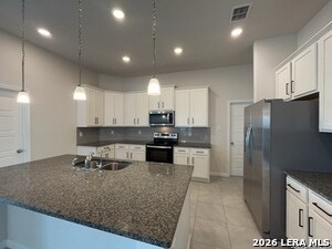 Building Photo - 405 Sika Way