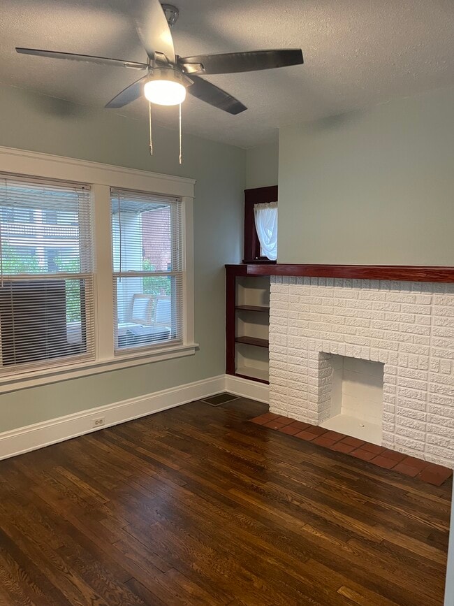 Building Photo - 1307 Idlewood Ave