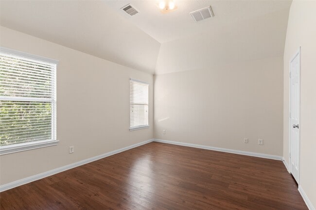 Building Photo - 15606 Kiplands Bend Dr