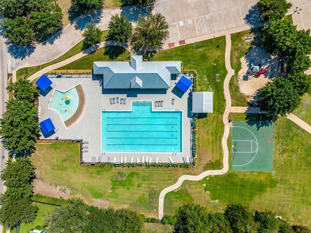 Building Photo - 2420 Priscella Dr