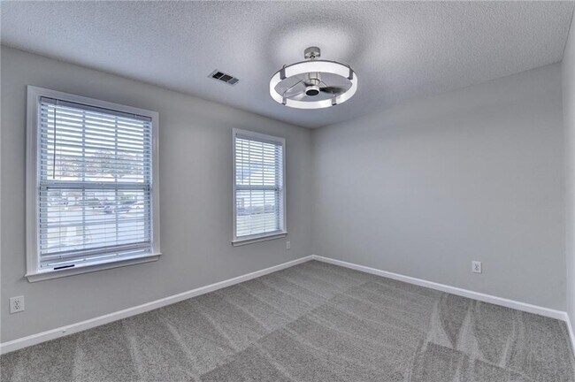 Building Photo - 3415 Oxwell Dr NW