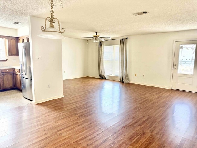 Building Photo - 11151 Stanley Aubin Pl