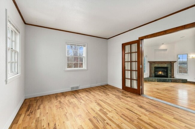 Building Photo - 2856 E 1st St