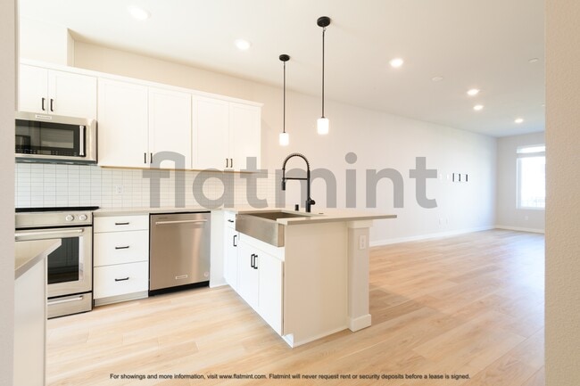 Building Photo - 14568 Westminster Way N