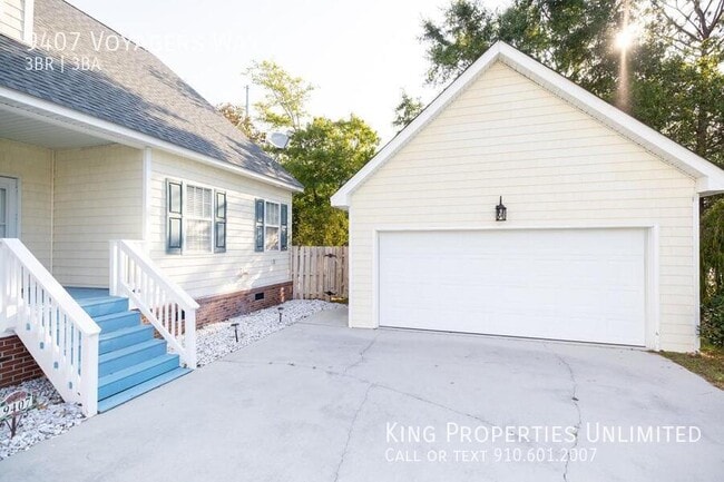 Building Photo - 9407 Voyagers Way