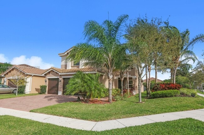 Building Photo - 8185 Fiera Ridge Dr