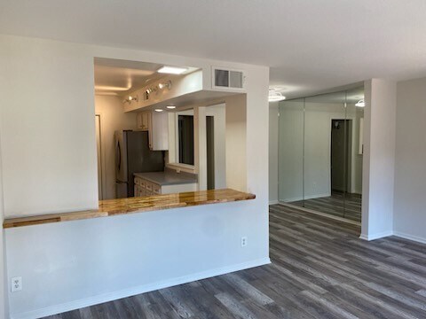Building Photo - 11550 Chimney Rock Rd
