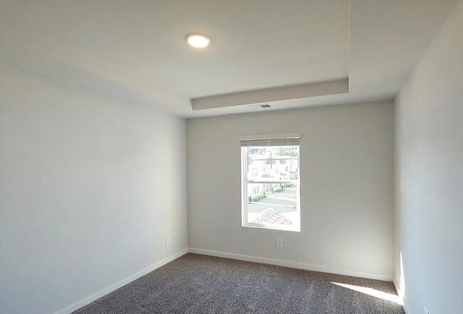 Building Photo - Coming soon!!!  "Charming 3-Bed Haven in H...