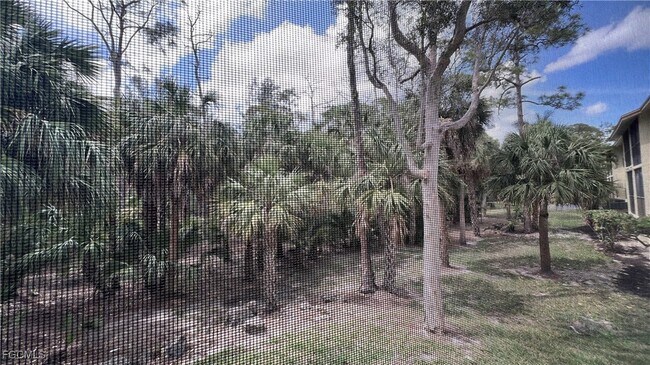 Building Photo - 15126 Parkside Dr