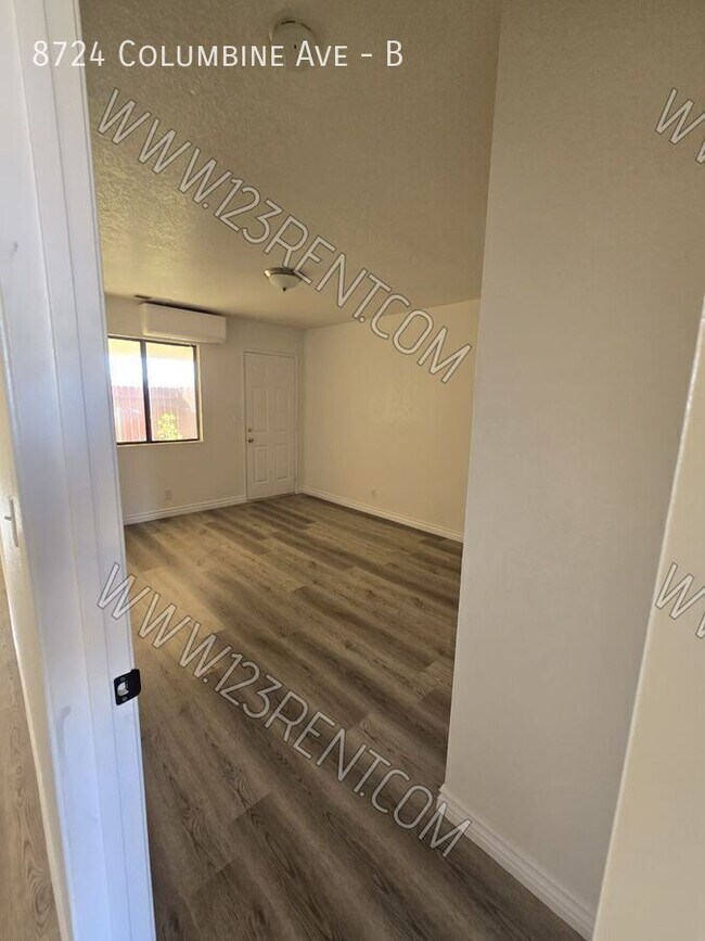 Building Photo - 8724 Columbine Ave