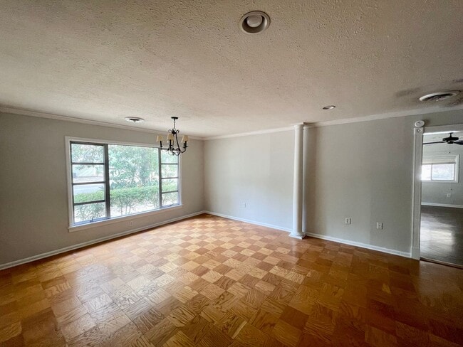 Building Photo - Palo-1436  Kimwood Dr