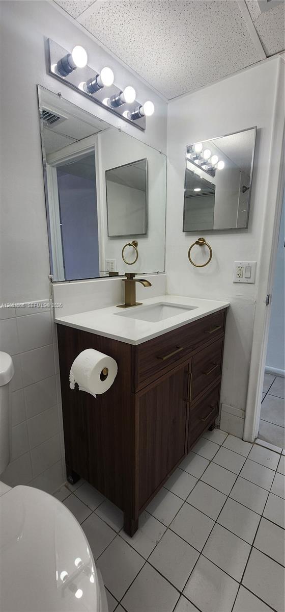 Building Photo - 500 NE 2nd St