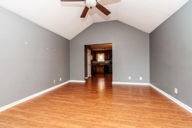 Building Photo - 132 Coronation Dr