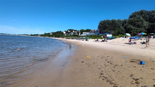 Building Photo - 1 Washington Ave E