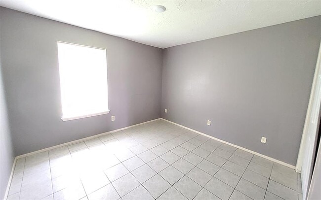 Building Photo - 8354 S Meadow Bird Cir