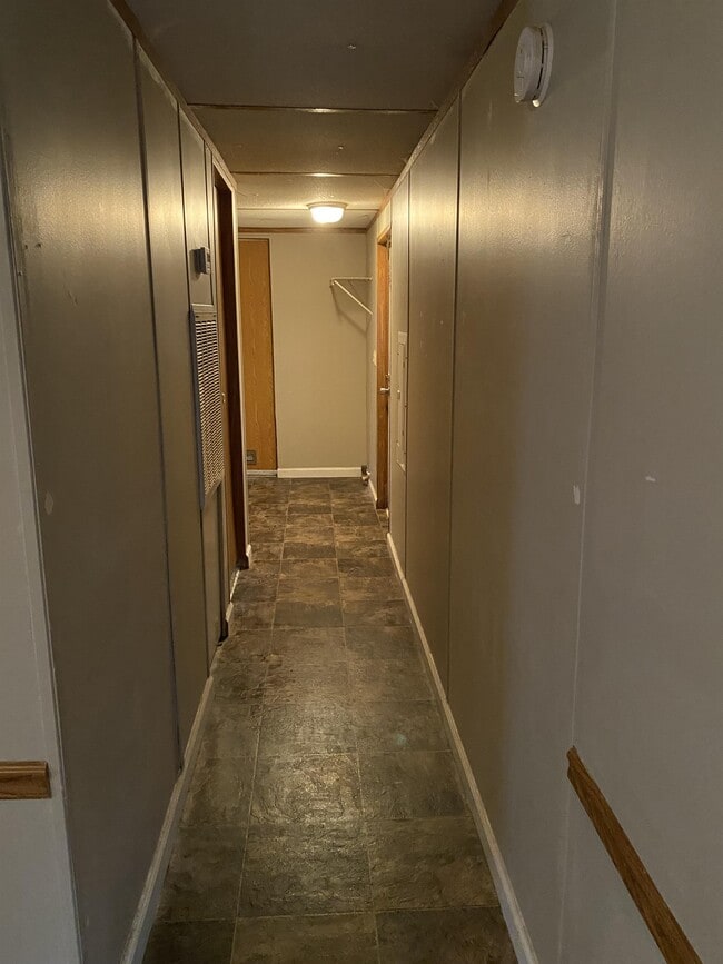 Building Photo - 203 Zackary St