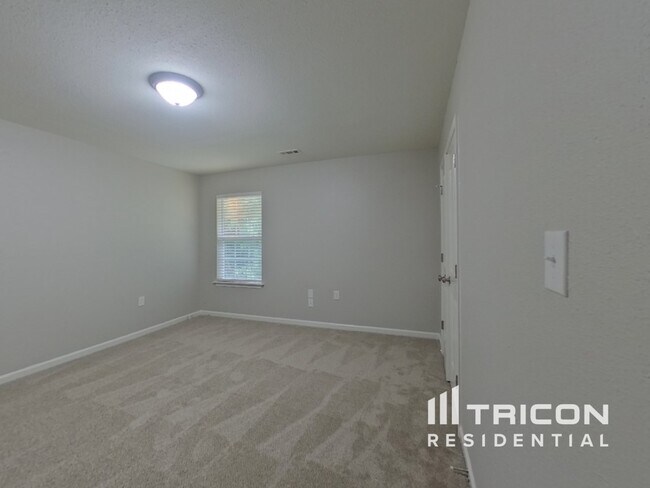 Building Photo - 4837 Autumn Oak Dr