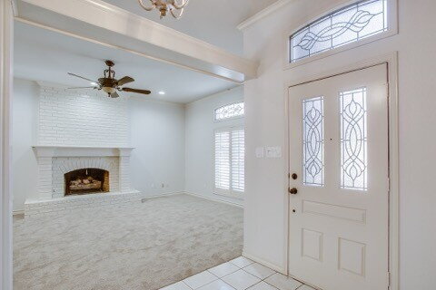 Building Photo - Over the top garden home - Half off the fi...