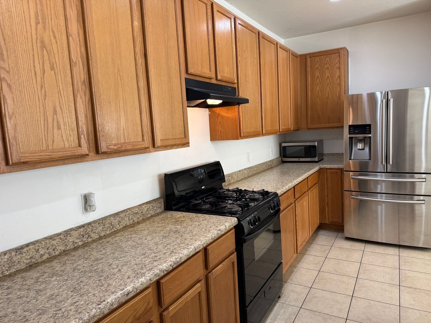 Building Photo - 281 W Paseo Celestial