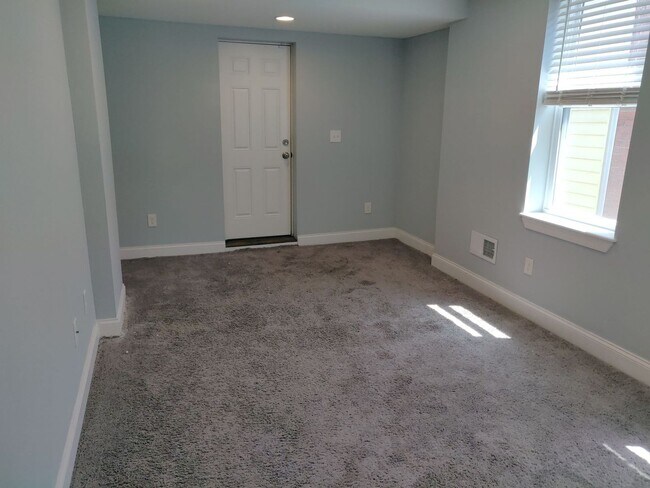 Building Photo - Charming 2BD/3.5BA Townhome in Highlandtown, Baltimore, MD!