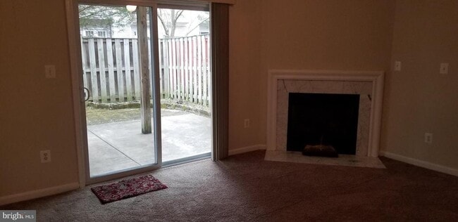 Building Photo - 5503 Sacramento Mews Pl
