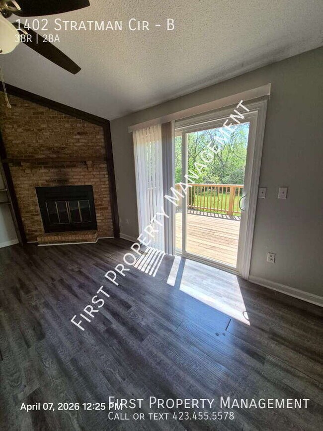 Building Photo - 1402 Stratman Cir