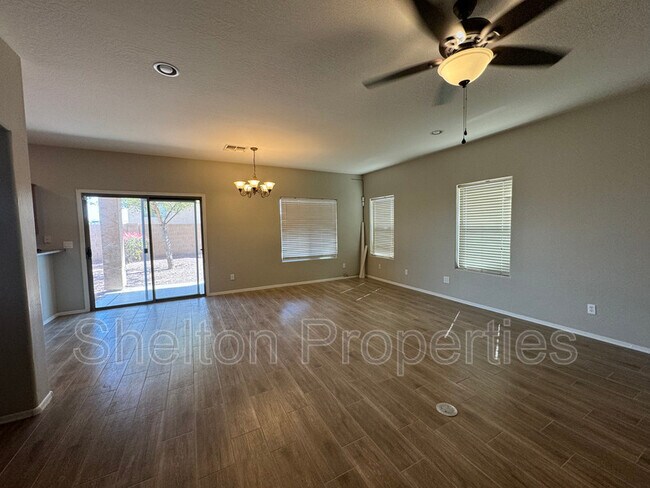 Building Photo - 23769 W La Canada Blvd