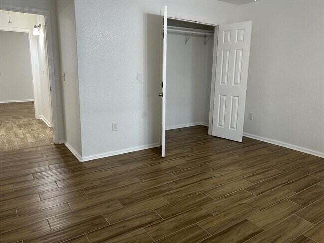 Building Photo - 7410 Allsup St