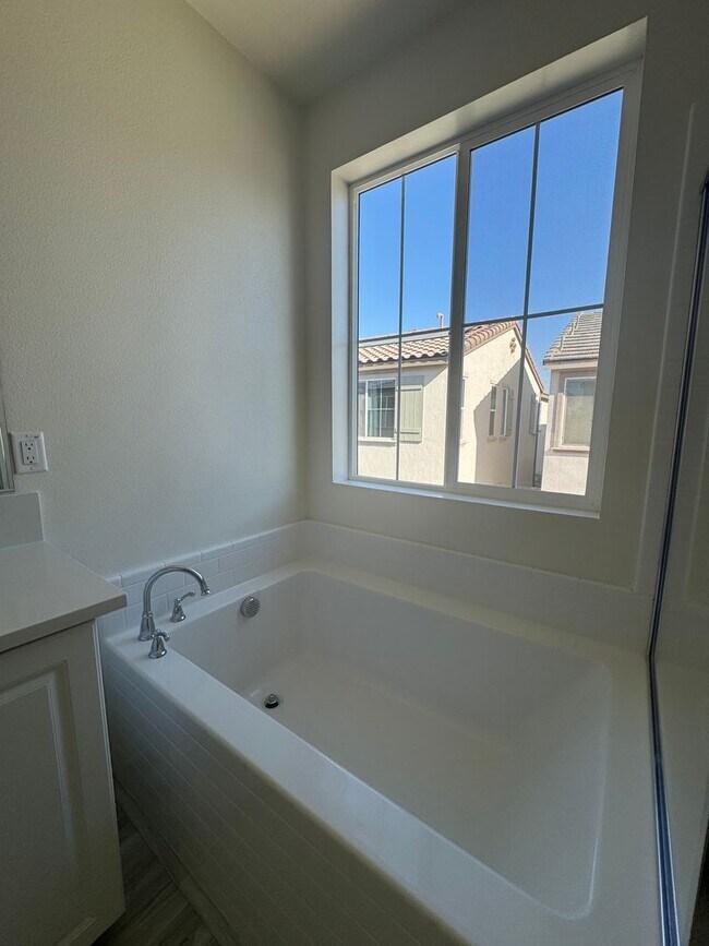 Building Photo - Beautiful Brand-New Home (Price Drop)>>>> Call Today>>>>