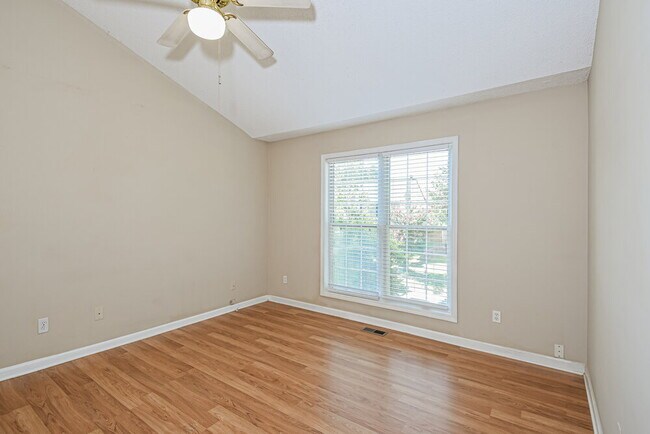 Building Photo - 2695 Chadwick Ln NW