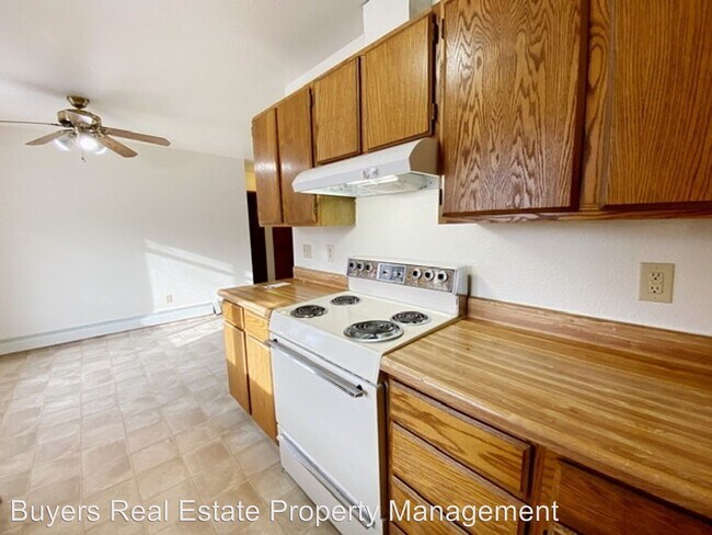 Building Photo - 8118 Boundary Ave