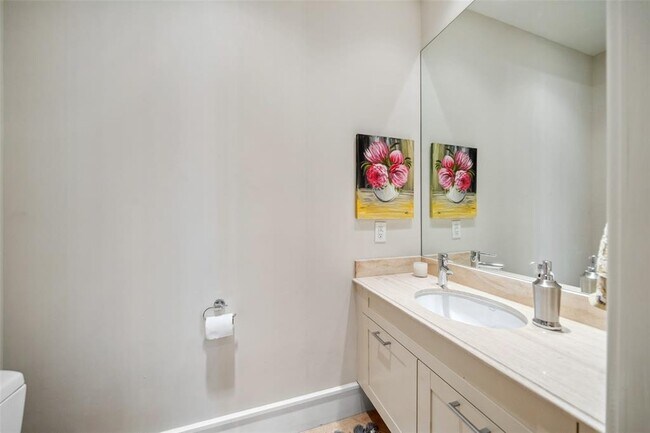 Building Photo - 5231 Calle Montilla Pl