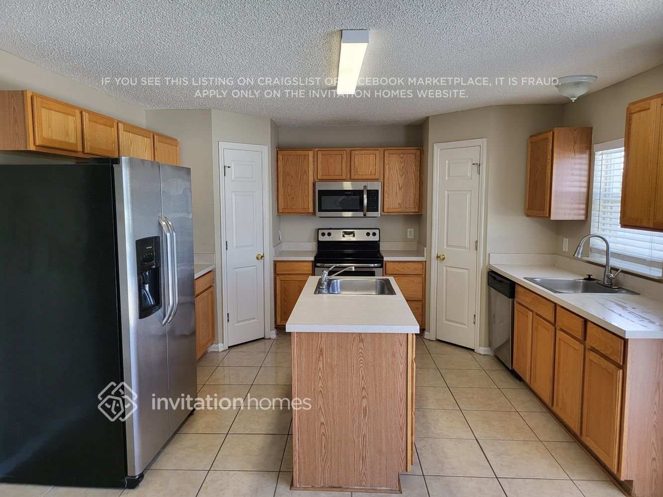 Building Photo - 10316 River Bream Dr