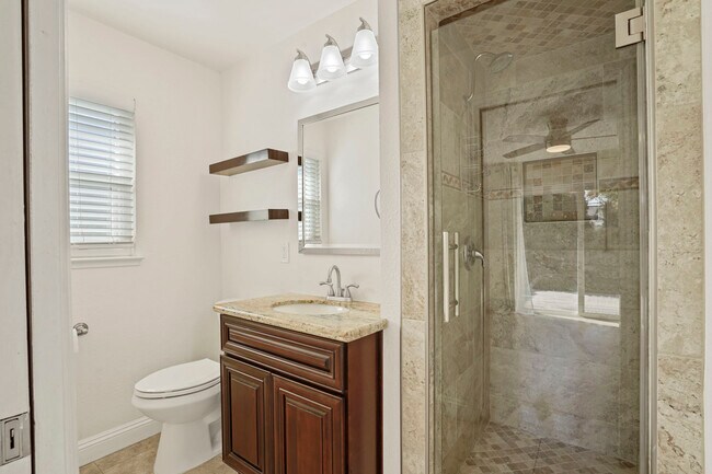 Master Bathroom - 1407 San Clemente Way