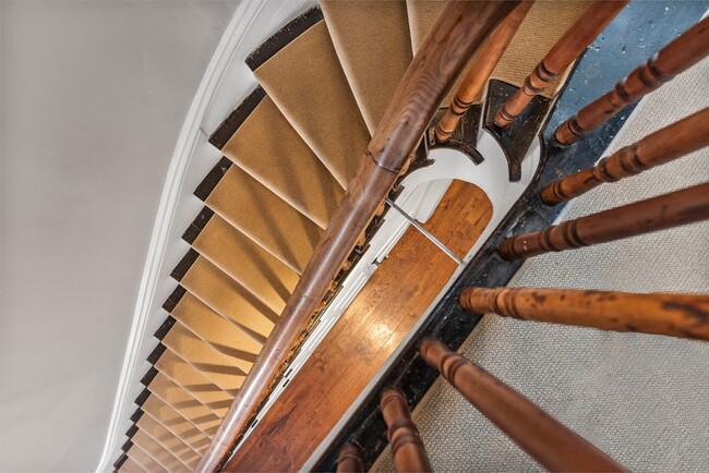 Building Photo - 93 Third St