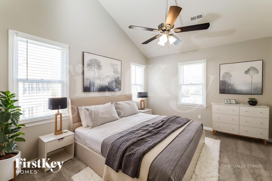 Building Photo - 4202 Hounds Run Dr