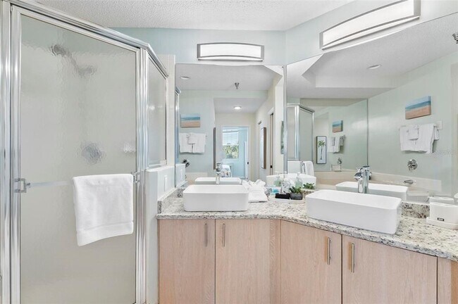 Building Photo - 104 Surfview Dr