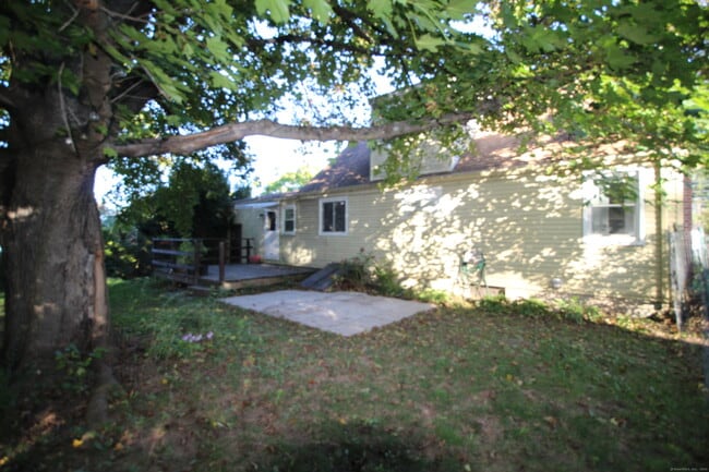 Building Photo - 55 Howe Rd
