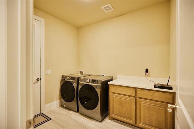 Building Photo - 1460 Waterton Dr