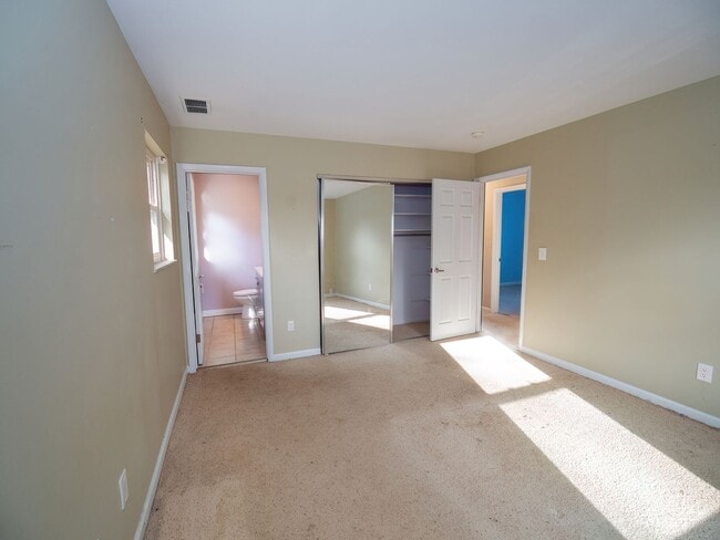 Building Photo - Beautiful 3-bedroom ranch on a quiet cul-de-sac in Anderson Township!