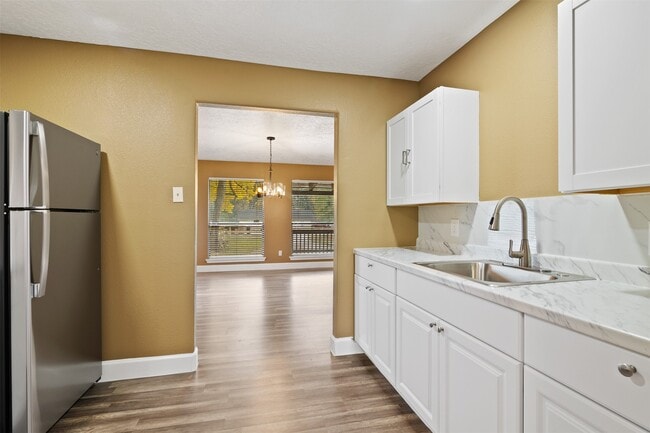 Building Photo - 38210 Green Willow St