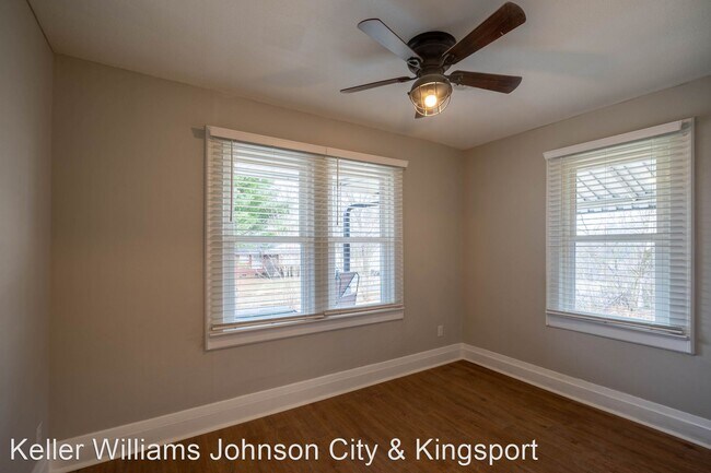 Building Photo - 3 br, 3 bath House - 1319 Seminole Drive