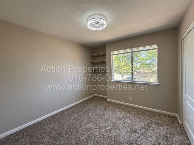 Building Photo - West Roseville Two Story, 4 Bedroom, 2.5 b...